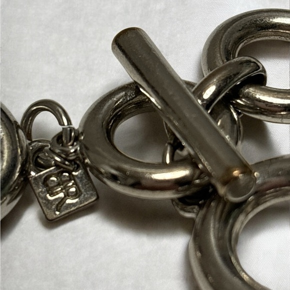 🛍️3 for $25🛍️ Banana Republic Silver Tone Chunky Link Toggle Necklace - Picture 5 of 6